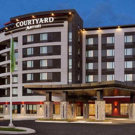 Courtyard By Marriott Toronto Mississauga/West Hotel Exterior photo